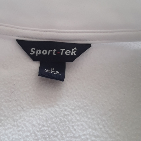 Rainier red and white jacket size small - Picture 3 of 5